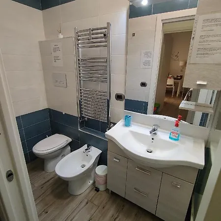 住宿加早餐酒店 Blue Rose Private 萨莱诺