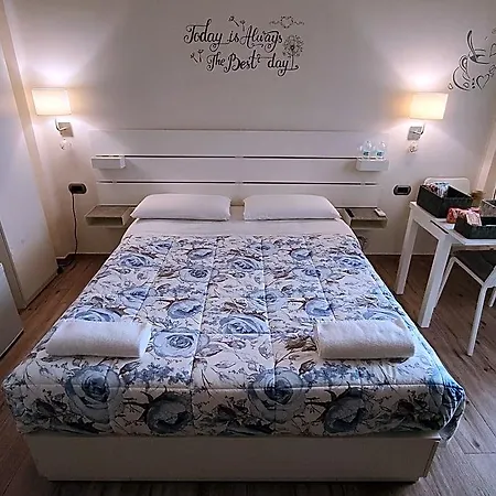 Alojamento de Acomodação e Pequeno-almoço Blue Rose Private